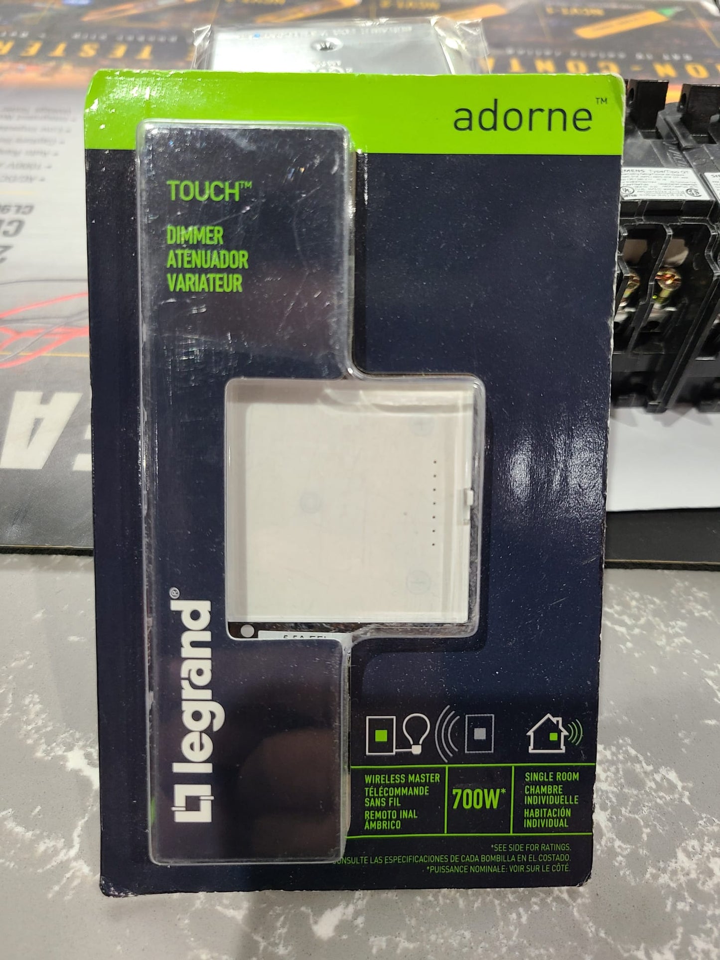 ADTH700MMTUW2