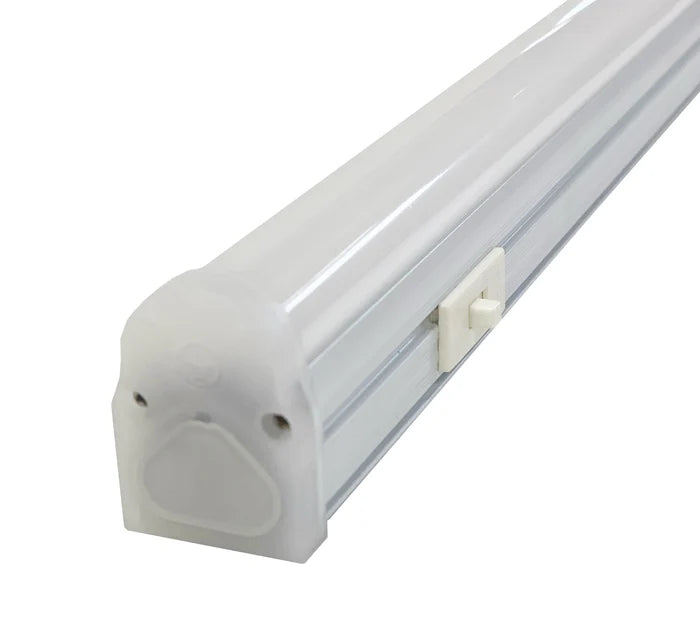 Luminiz T5101013CTWH Undercabinet Light Fixture (3CCT) - 1 FT