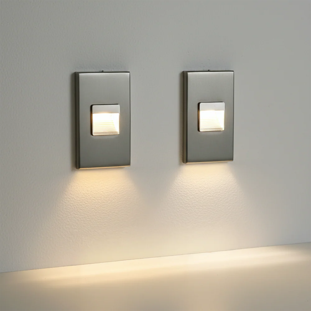 ST-1025 | Ortech LED Step Light, Vertical or Horizontal Mount