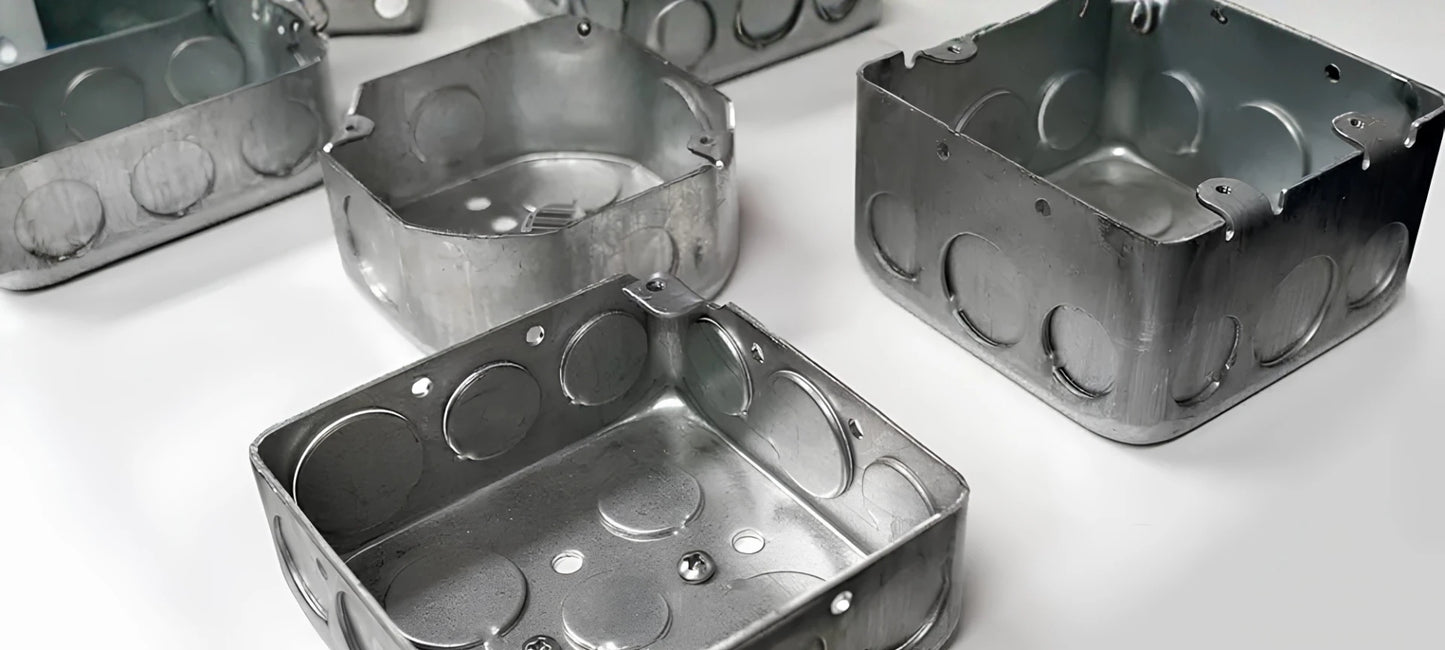1100LUBAR | Boîtier pour appareil simple Hubbell, oreilles affleurantes, 1-1/2 po de profondeur